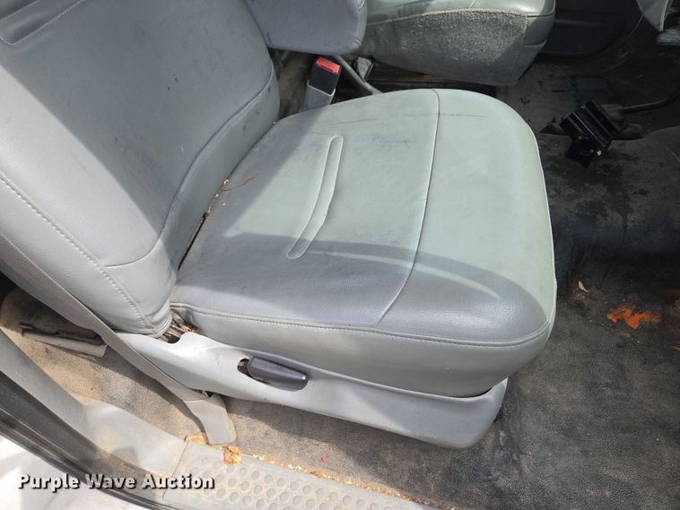 image for item EV1510 2007 Ford F550 bucket truck