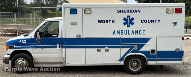image for item EV1741 1997 Ford E350 ambulance
