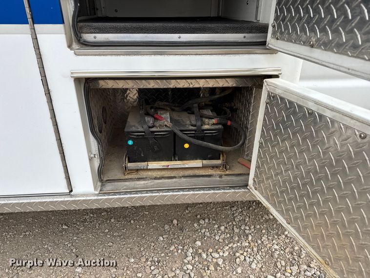 image for item EV1741 1997 Ford E350 ambulance