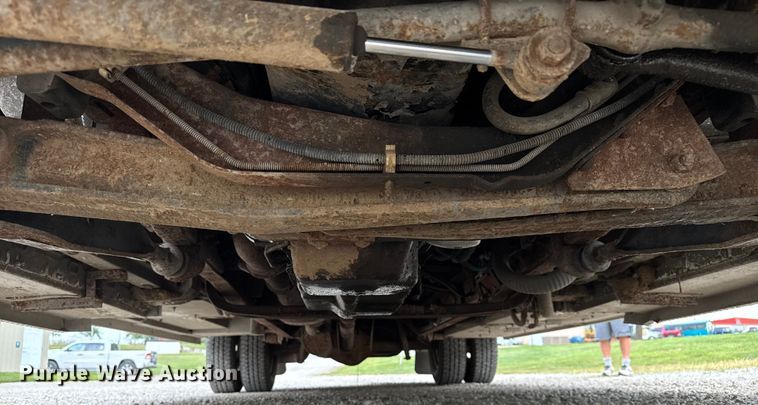 image for item EV1741 1997 Ford E350 ambulance