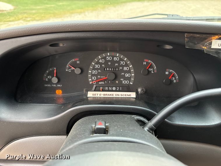 image for item EV1741 1997 Ford E350 ambulance