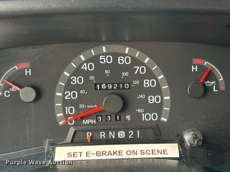 image for item EV1741 1997 Ford E350 ambulance