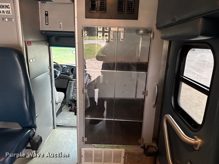 image for item EV1741 1997 Ford E350 ambulance