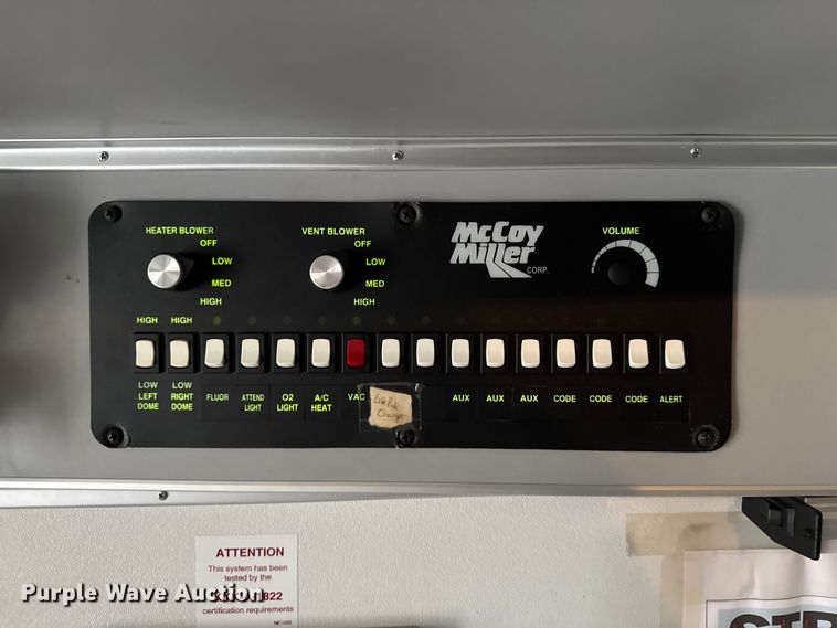 image for item EV1741 1997 Ford E350 ambulance