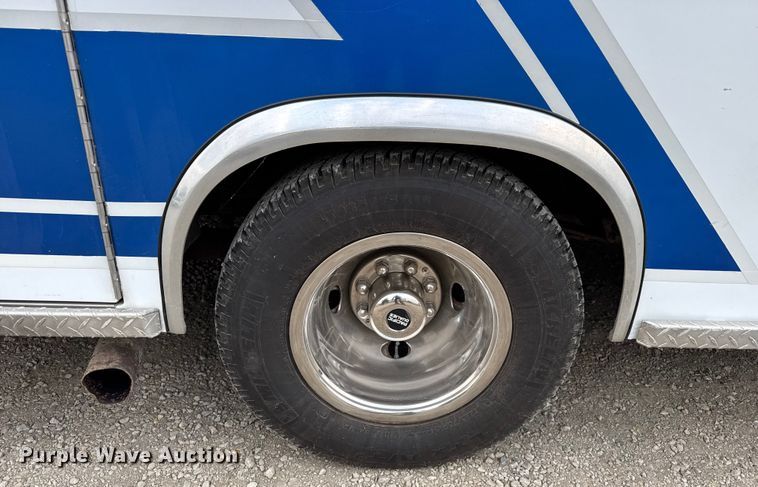 image for item EV1741 1997 Ford E350 ambulance