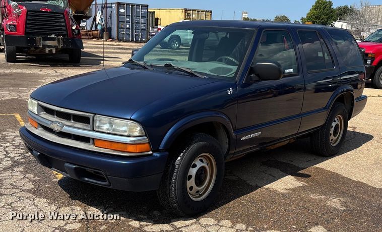 Photo of a 2005 Chevrolet Blazer