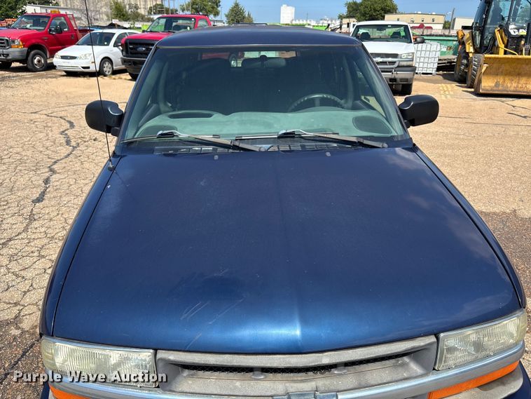 image for item EV1756 2005 Chevrolet Blazer SUV