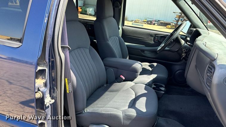 image for item EV1756 2005 Chevrolet Blazer SUV