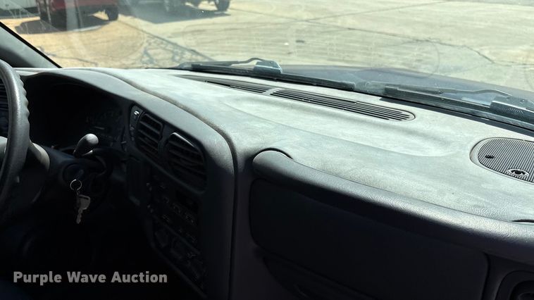 image for item EV1756 2005 Chevrolet Blazer SUV