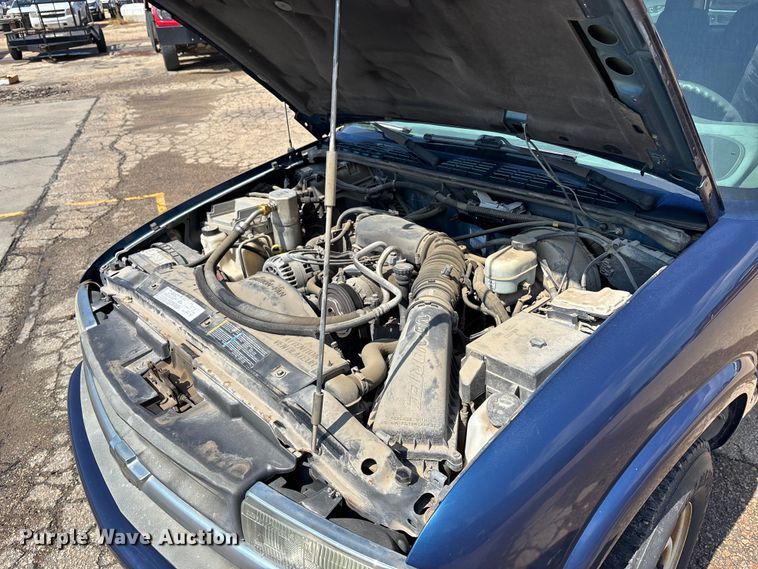 image for item EV1756 2005 Chevrolet Blazer SUV