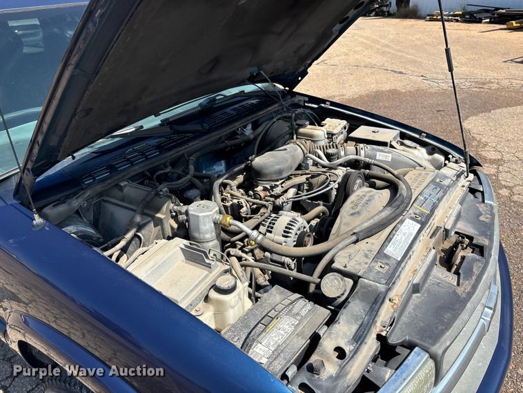 image for item EV1756 2005 Chevrolet Blazer SUV