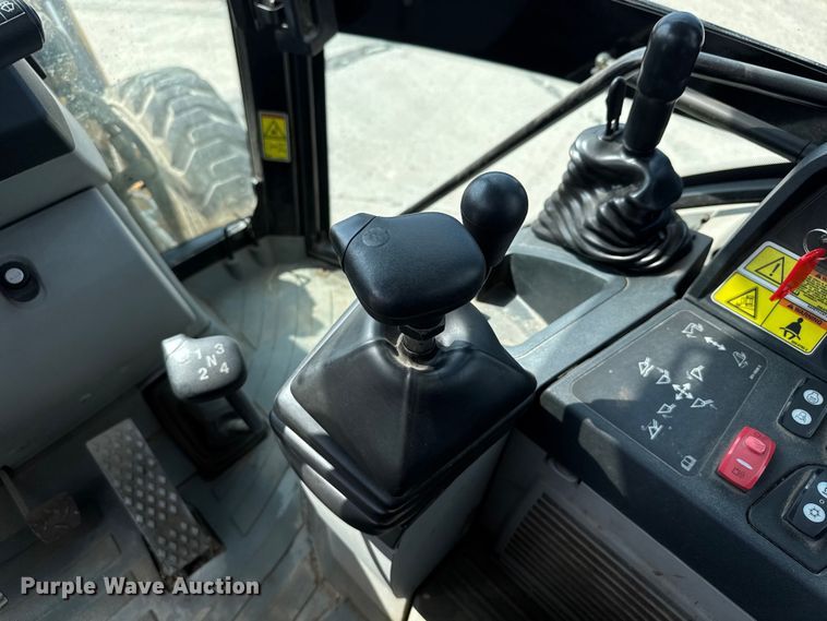 image for item EV1757 2009 Caterpillar 420E backhoe