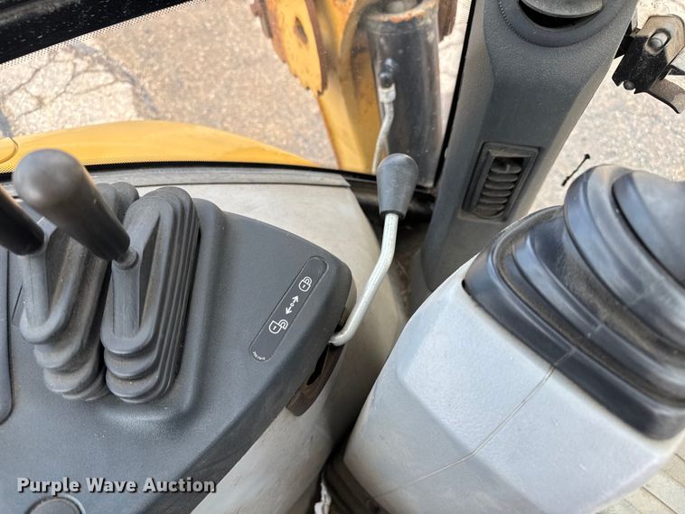 image for item EV1757 2009 Caterpillar 420E backhoe