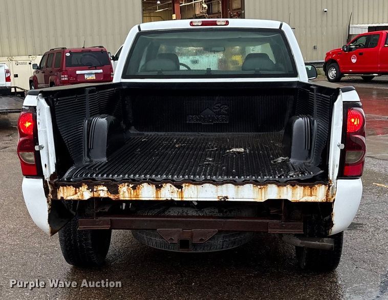 image for item EV1758 2005 Chevrolet Silverado 1500 Ext. Cab pickup truck