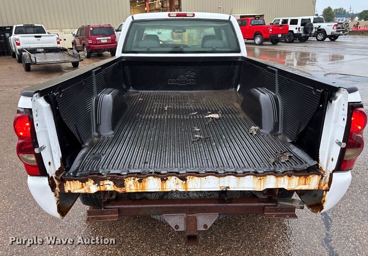 image for item EV1758 2005 Chevrolet Silverado 1500 Ext. Cab pickup truck