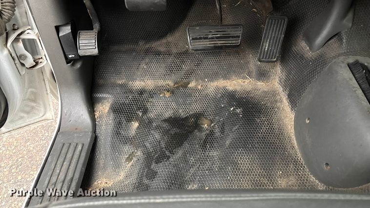 image for item EV1758 2005 Chevrolet Silverado 1500 Ext. Cab pickup truck