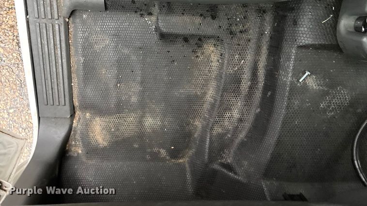 image for item EV1758 2005 Chevrolet Silverado 1500 Ext. Cab pickup truck