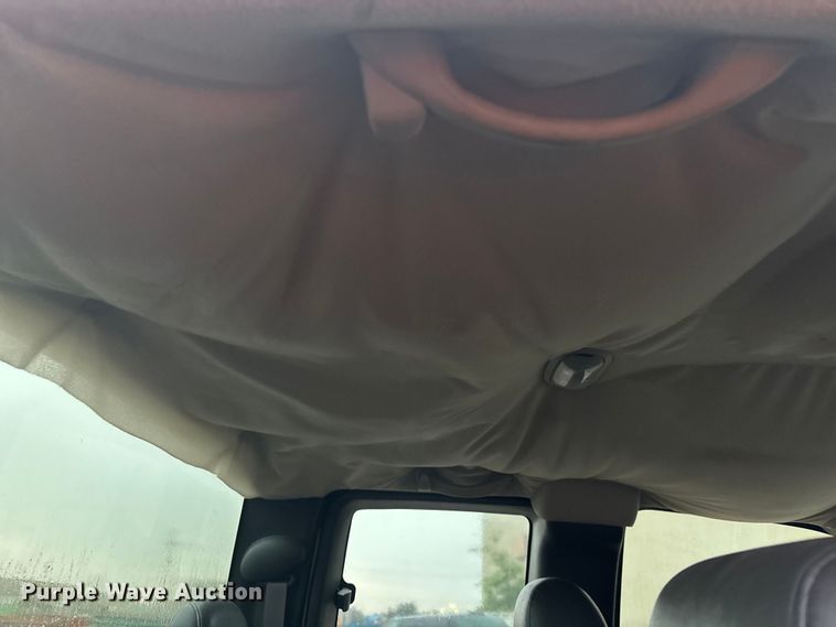 image for item EV1758 2005 Chevrolet Silverado 1500 Ext. Cab pickup truck