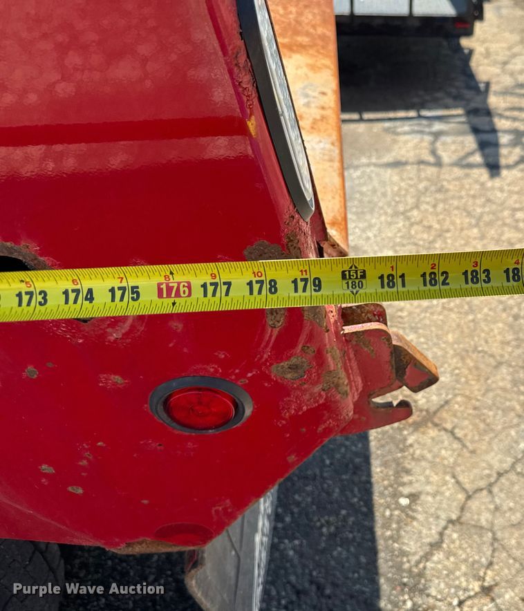 image for item EV1762 2017 Freightliner 108SD dump truck