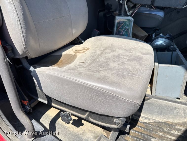 image for item EV1762 2017 Freightliner 108SD dump truck