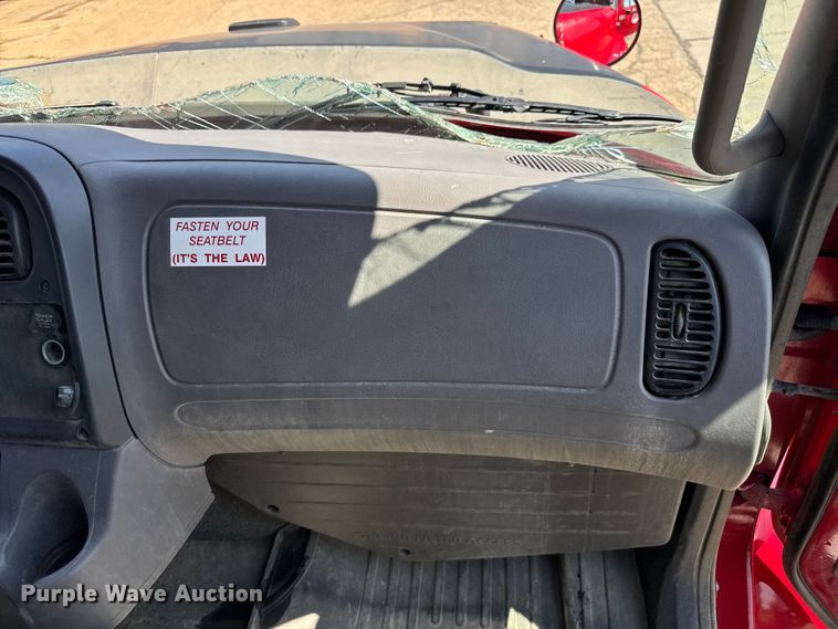 image for item EV1762 2017 Freightliner 108SD dump truck