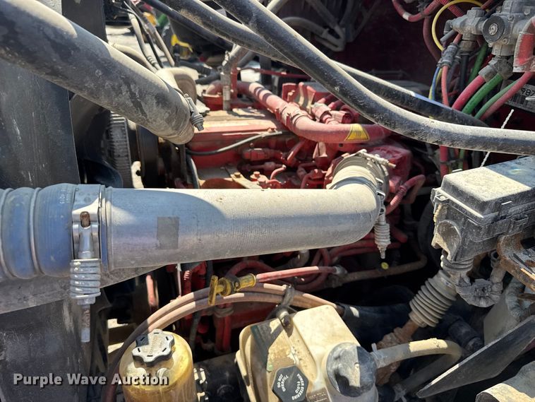 image for item EV1762 2017 Freightliner 108SD dump truck