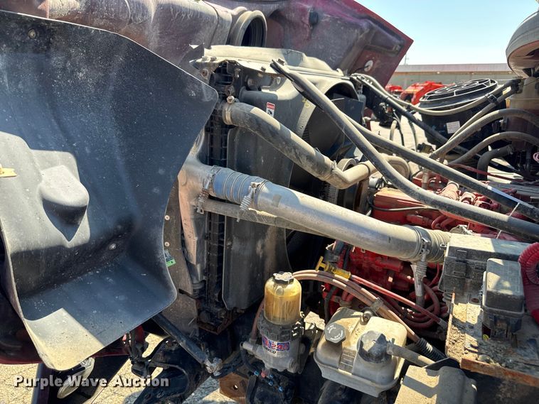 image for item EV1762 2017 Freightliner 108SD dump truck