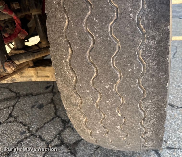 image for item EV1762 2017 Freightliner 108SD dump truck