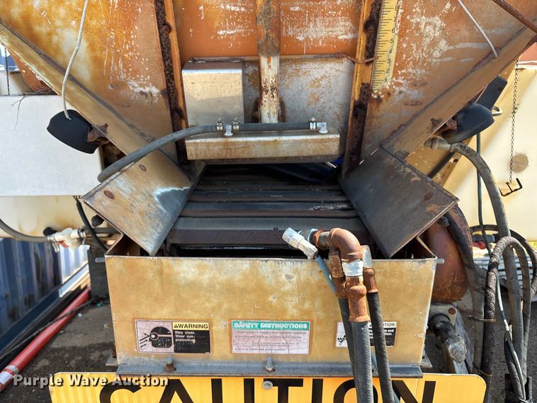 image for item EV1763 Henderson Chief FSH 13/11409 spreader