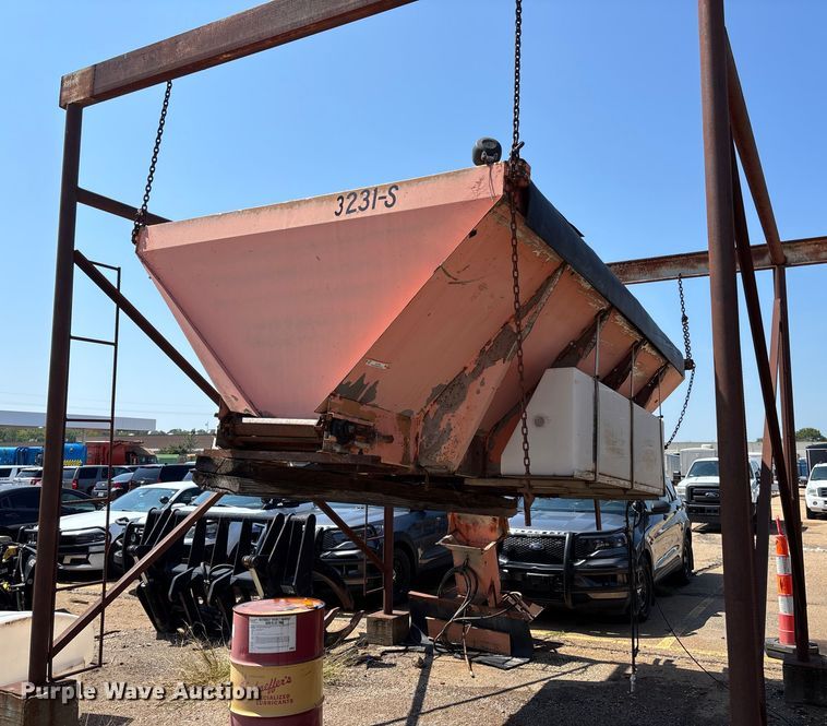 image for item EV1764 Flink 8613 SS spreader