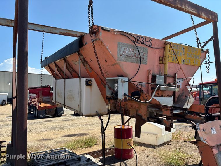 image for item EV1764 Flink 8613 SS spreader