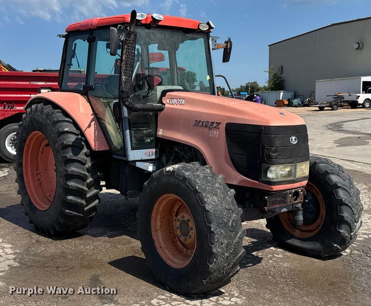 image for item EV1766 Kubota M125X MFWD tractor