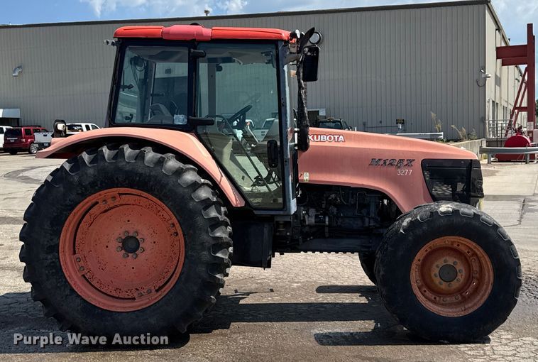 image for item EV1766 Kubota M125X MFWD tractor