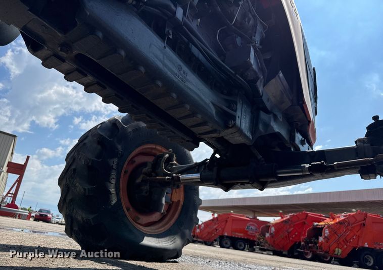 image for item EV1766 Kubota M125X MFWD tractor