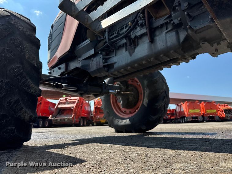 image for item EV1766 Kubota M125X MFWD tractor