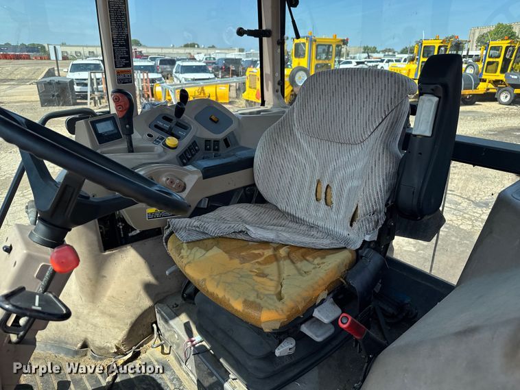 image for item EV1766 Kubota M125X MFWD tractor