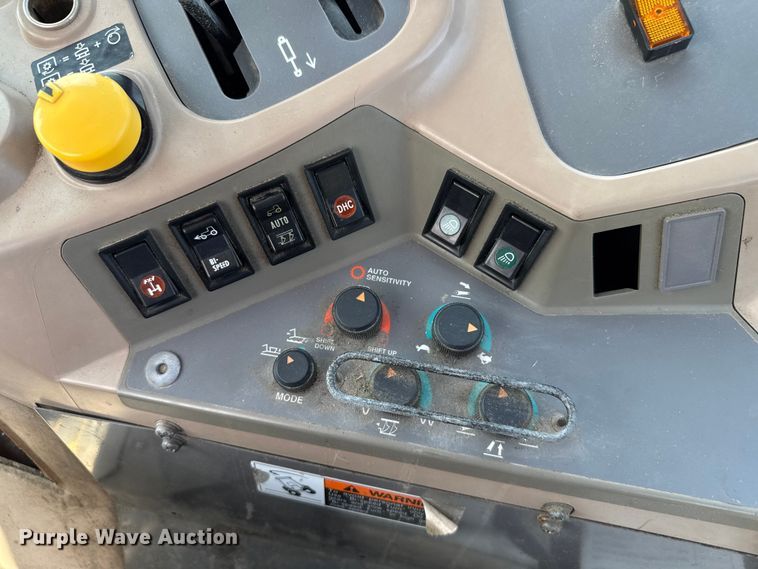 image for item EV1766 Kubota M125X MFWD tractor