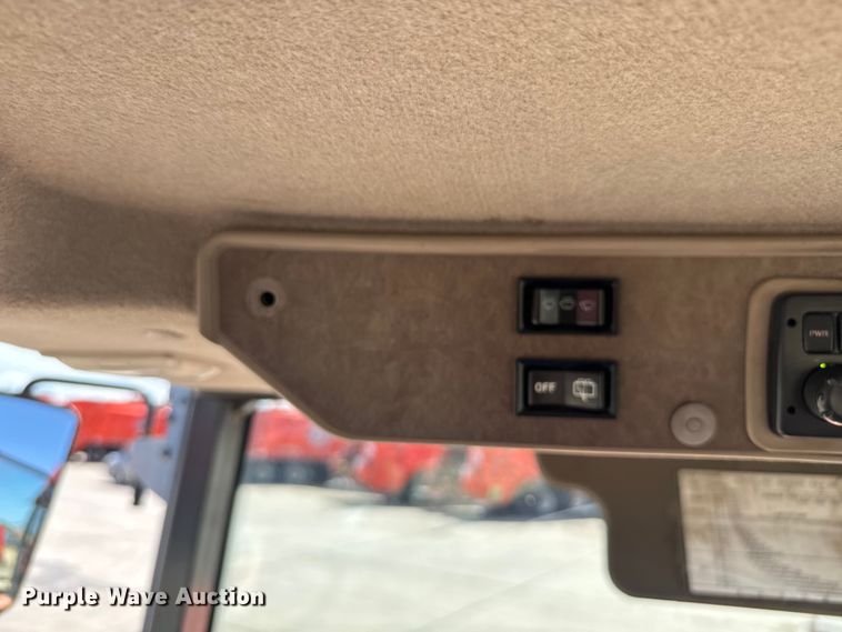 image for item EV1766 Kubota M125X MFWD tractor