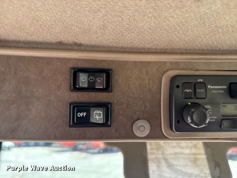 image for item EV1766 Kubota M125X MFWD tractor