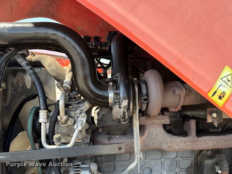 image for item EV1766 Kubota M125X MFWD tractor