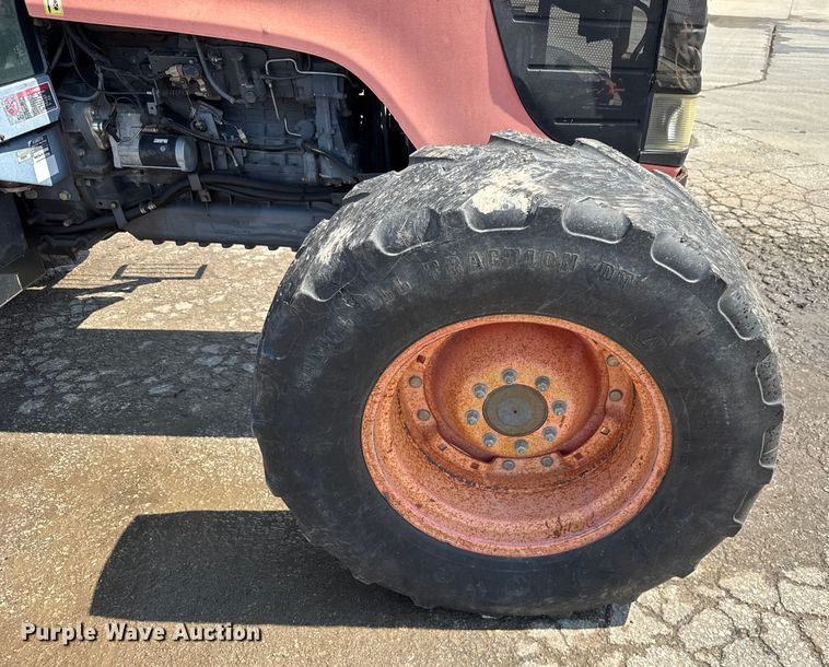 image for item EV1766 Kubota M125X MFWD tractor