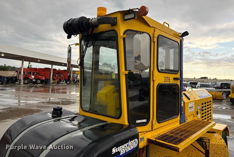 image for item EV1767 Superior Broom DT80K broom