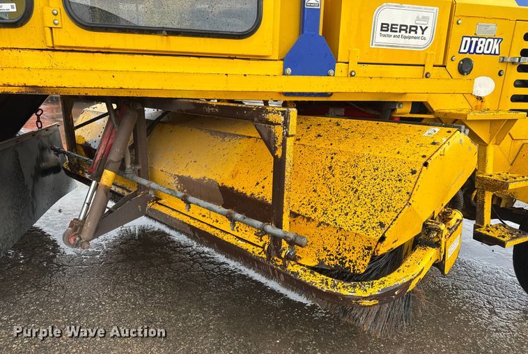 image for item EV1767 Superior Broom DT80K broom