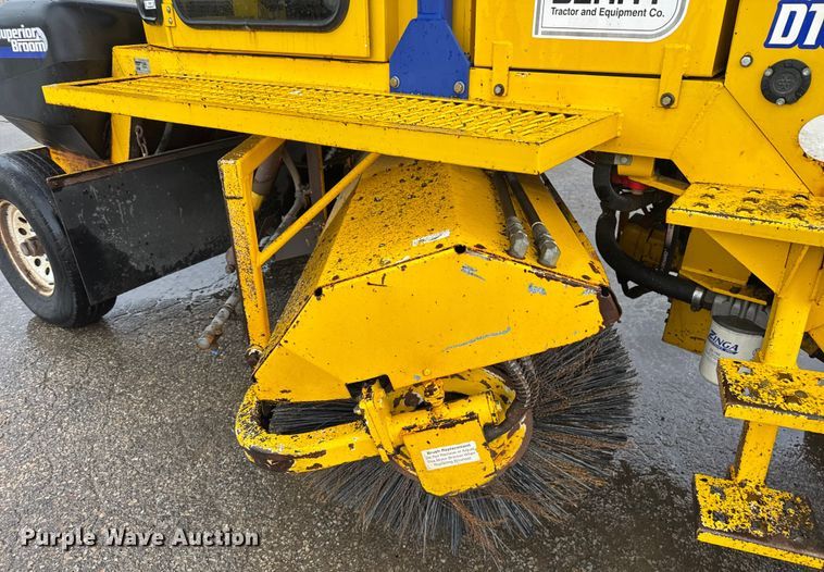 image for item EV1767 Superior Broom DT80K broom