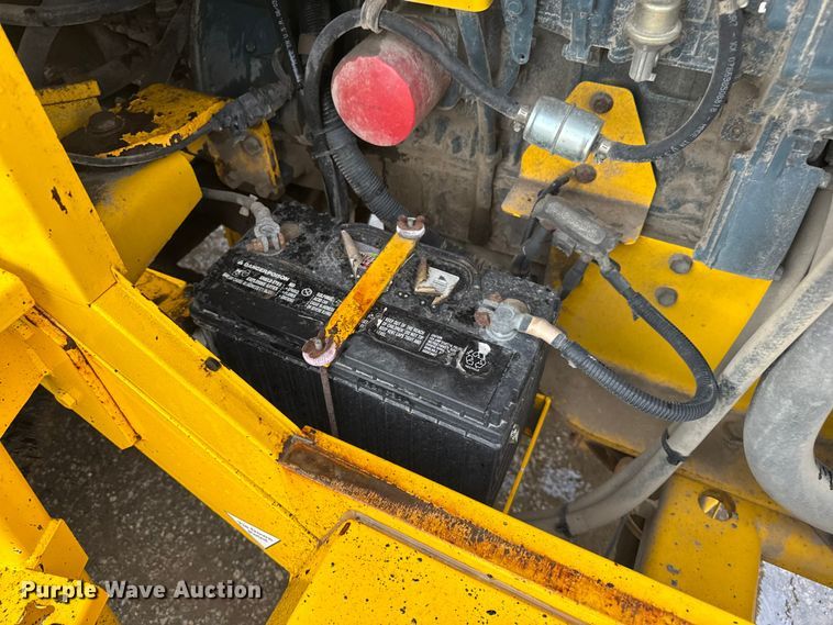 image for item EV1767 Superior Broom DT80K broom