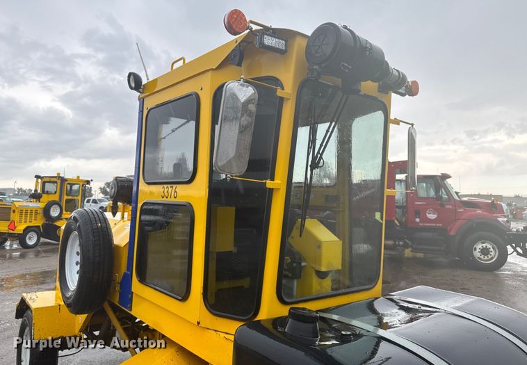 image for item EV1768 Superior Broom DT80K broom