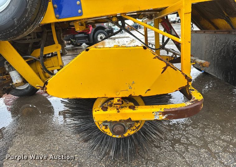 image for item EV1768 Superior Broom DT80K broom