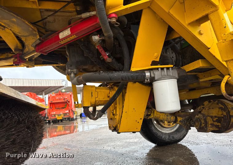 image for item EV1768 Superior Broom DT80K broom