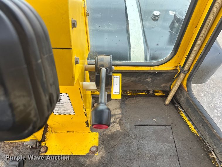 image for item EV1768 Superior Broom DT80K broom