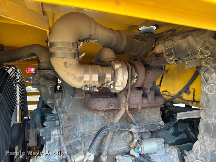 image for item EV1768 Superior Broom DT80K broom